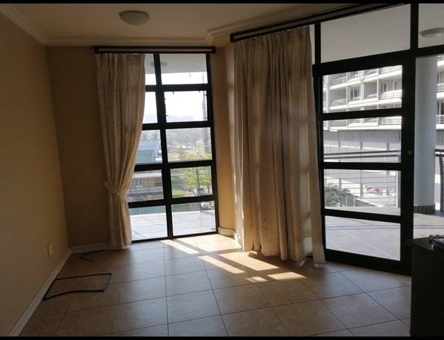 1 BEDROOM APARTMENT TO LET IN POINT WATERFRONT